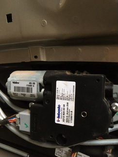 Электродвигатель, моторчик шторки панорамной крыши