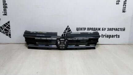 Решетка радиатора Volkswagen Tiguan 2