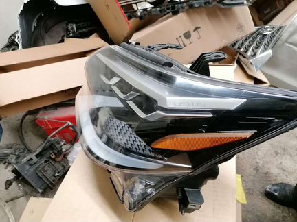 Фара левая Lexus GX 460 с 2020