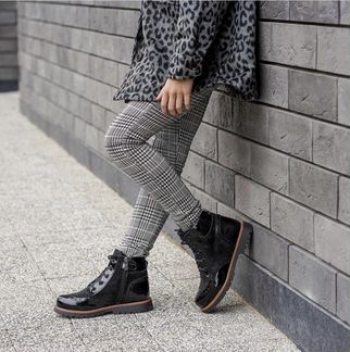 Woopy бабочки черные 33,34,35
