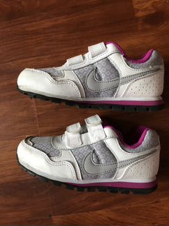 Кроссовки nike 28 новые