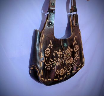 Сумочка превосходная, натуральная кожа Б/У состоян