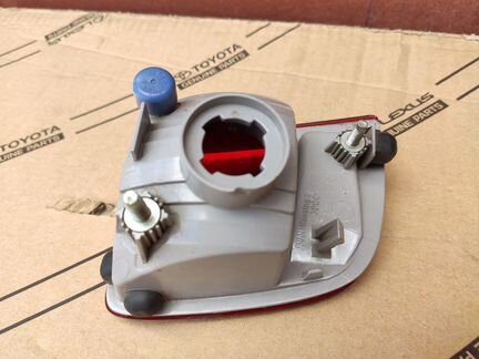 Птф Toyota Land Cruiser 200 правая задняя 07-15