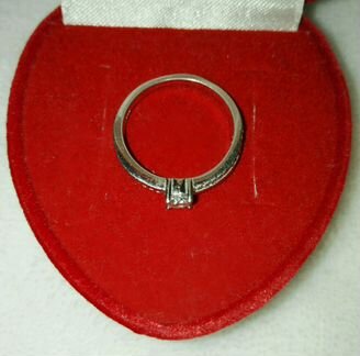 Серебряное кольцо