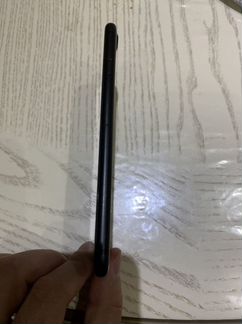iPhone 7 32gb и AirPods 1