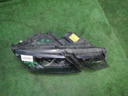 Фара правая Skoda Octavia 3 A7 (2017-2020) галоген