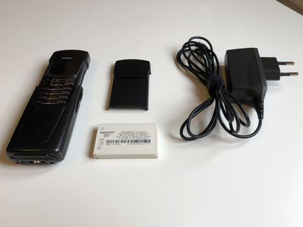 Nokia 8910i (Мобильный телефон)