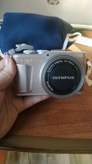 Новый Olympus pen e-pl 10 с объективом