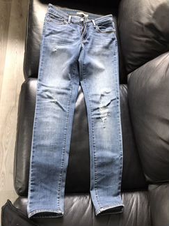 Женские джинсы