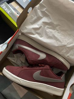 Кроссовки Nike court