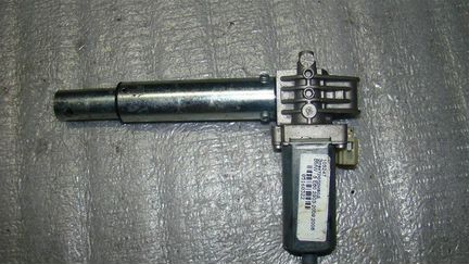 Моторчик регулировки сидения на BMW 5-серия E60/E