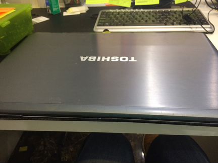 Ноутбук Toshiba Satellite L875-c3m б/у