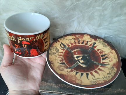 Чашка с блюдцем 