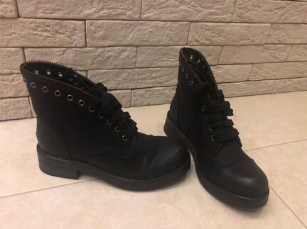 Ботинки размер 36
