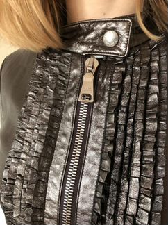 Куртка Prada кожаная