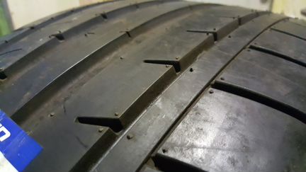 275 45 19 Azenis FK-453CC Falken новая