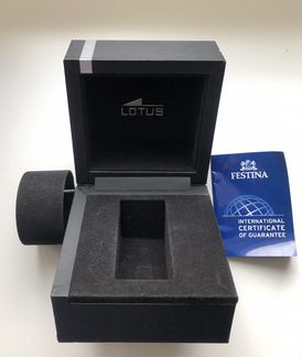 Коробка фирменная от часов lotus