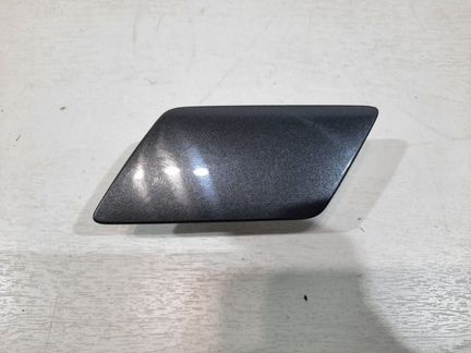 Крышка форсунки омывателя фар передняя левая Audi