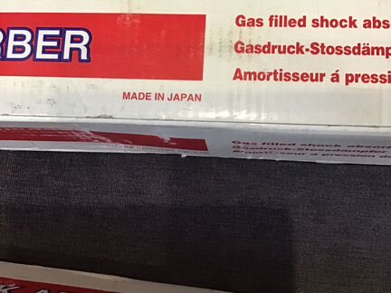 Амортизатор задний для Мицубиси Спейс Вагон