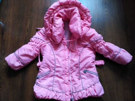 Куртка осень зима на девочку 4-6 лет с жилеткой