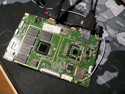 Материнская плата с процессором