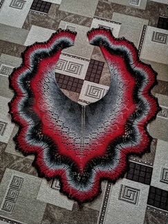 Шаль ручной работы
