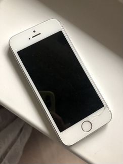 Телефон iPhone 5