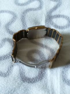 Часы кварцевые Rado