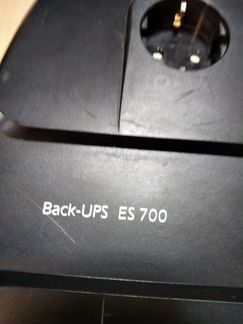 Ибп APC Back-UPS ES 700