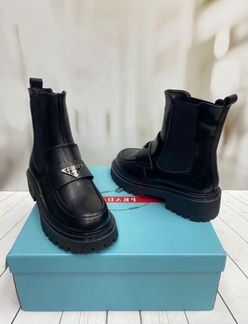 Зимние ботинки женские
