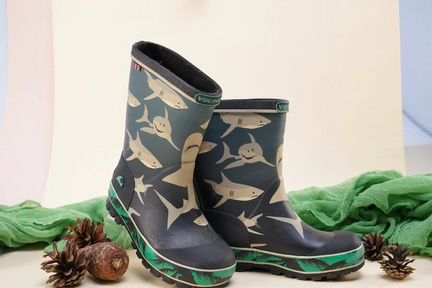 Резиновые сапоги viking 26 р-р