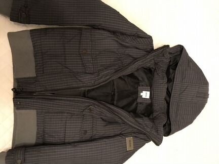 Куртка зимняя Boss 44 размер (14S)