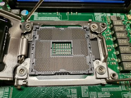 Материнская плата Supermicro X9DRG-QF Workstation