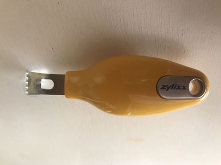 Терка для цитрусовых 2 в 1 Zyliss 2 in 1 Zester