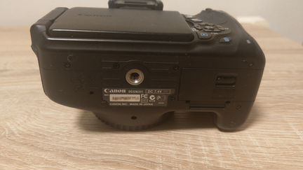 Продам Canon Rebel T3i (EOS 600D)