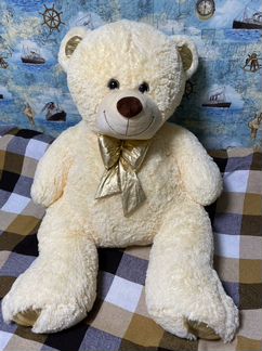 Плюшевый медведь