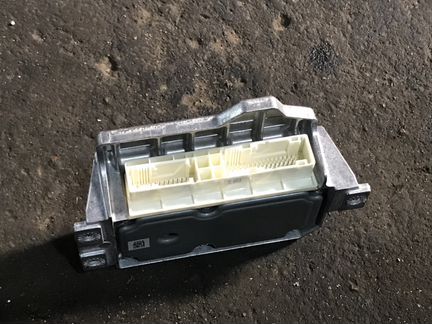Электронный блок управления Айрбэга Бмв X6 E71