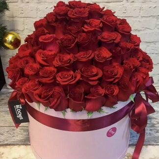 Розы в коробке