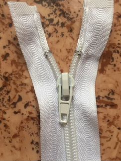 Молнии для одежды 50 см. белые и коралловые