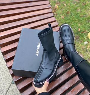 Ботинки Chanel кожаные