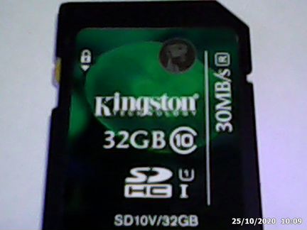 SD Kingston 32 gb. новая