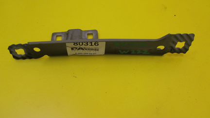 Кронштейн переднего правого крыла Mercedes W222 A2