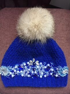Шапка с помпоном