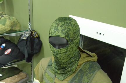 Балаклава, маска в камуфляже емр Цифра