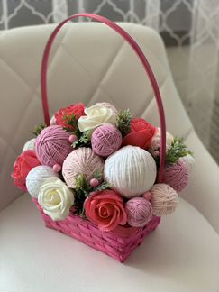 Букет/корзинка из пряжи и мыльных роз