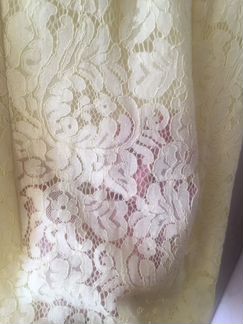 Платье кружевное