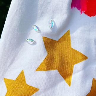 Футболка с ручной росписью “Good vibes”