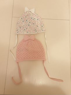 Шапочки на девочку 3-6 месяцев