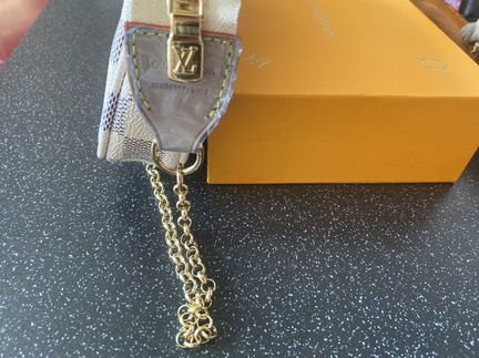 Louis Vuitton mini сумочка клатч