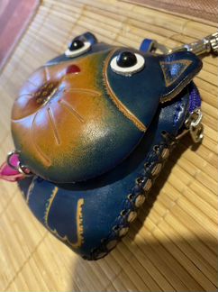 Кожаный кошелек